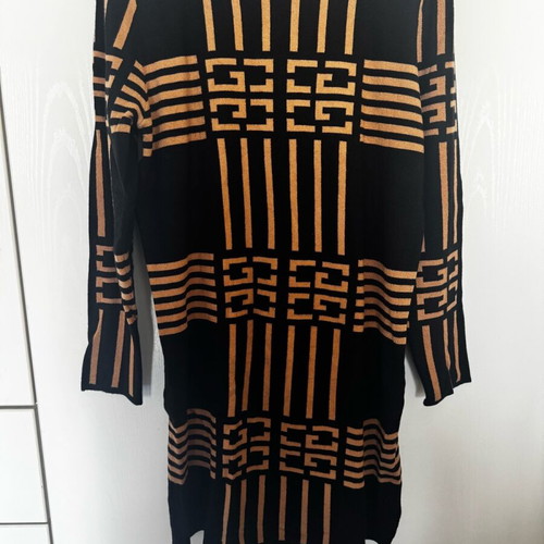 Dress black and brown like new, size L