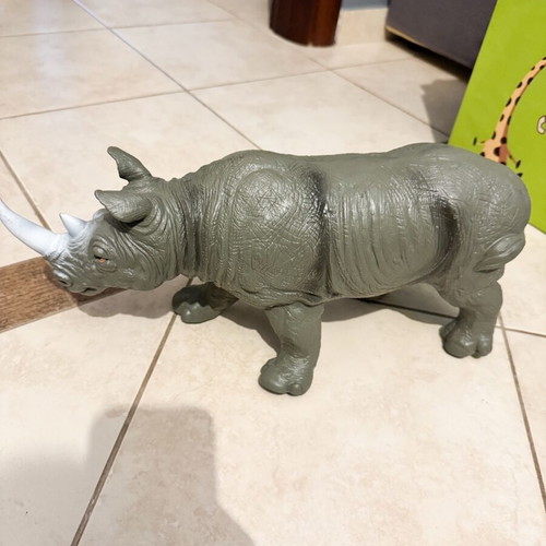 Plastic rhinoceros like new