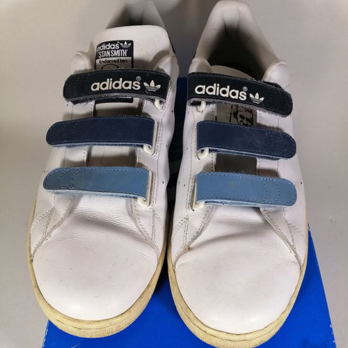Adidas Stan Smith Comfort used, white with blue stickers, size 44