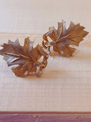 Lisner vintage earrings