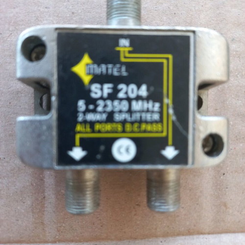 Matel antenna splitter new with one input and two outputs