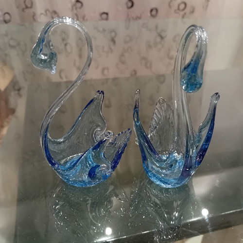 Murano glass swans vintage set of 2, like new