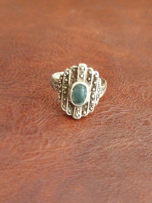 Women's silver ring used, antique, Gianniotiko with semi-precious stone
