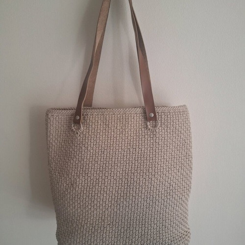 Handmade knitted shoulder bag beige-brown new with lining and leatherette straps