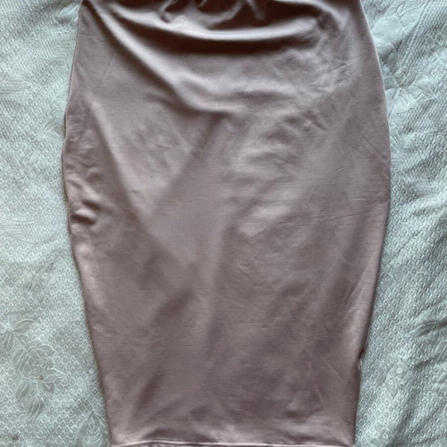 Oh Polly Pencil midi skirt like new, beige/pink, size M