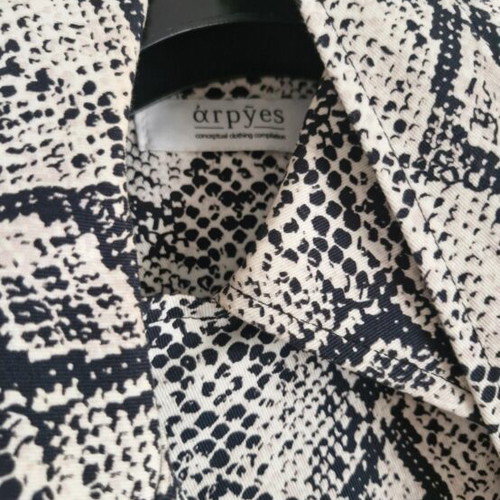 Arpyes blazer like new, animal print, black and grey
