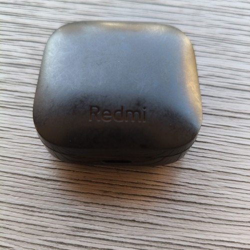 Redmi Buds 6 Active wireless earbuds used, one earbud works