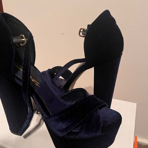 Blue velvet Sante sandals new, size 38