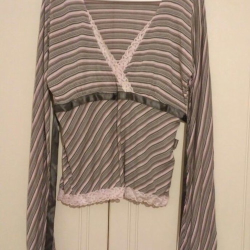 Sarah Lawrence blouse used, size L, lace detail, slim fit