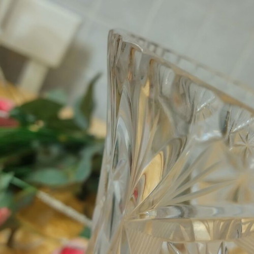 Crystal round vase new