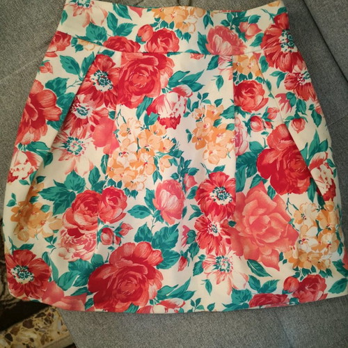 Zara skirt used, multicolored, size 34