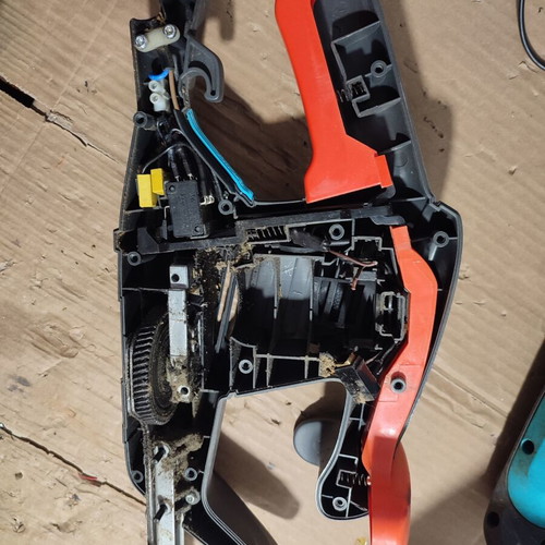 Gardena Easycut 420/45 hedge trimmer used for spare parts