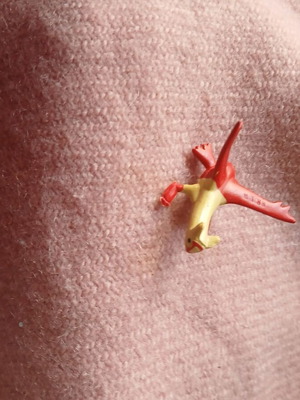 Latias mini figure Pokemon