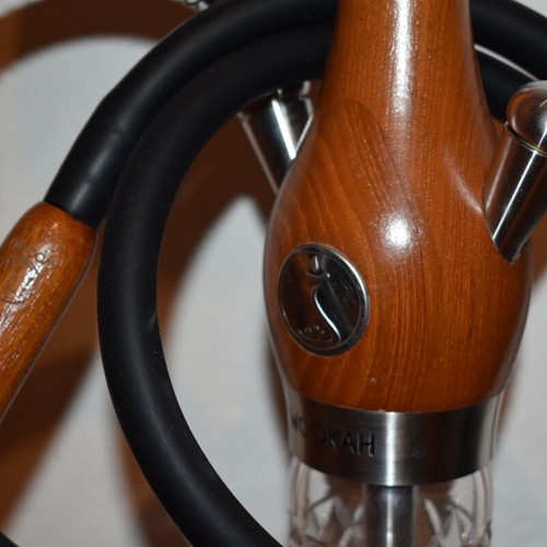 Wookah Teak with Mastercut Olives vase like new