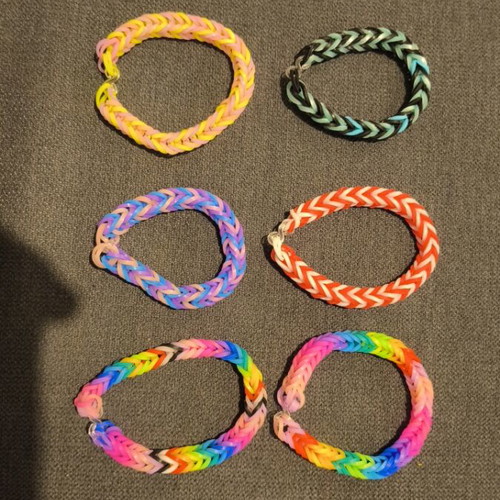 Plexi Flexi Bracelets set of 6 like new, handmade