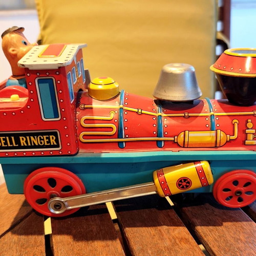 Modern Toys Masudaya Tin Train vintage, made in Japan 1960s, like new, untested