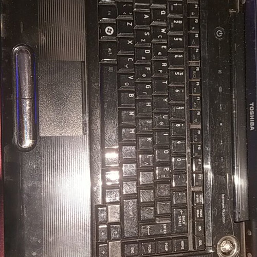 Toshiba Satellite A300-1ND laptop used for spare parts without disk and memory