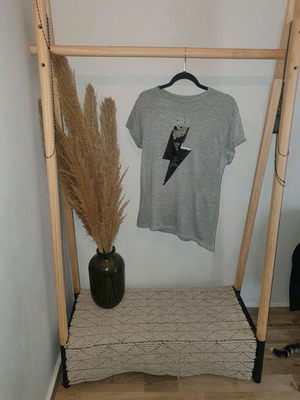 AC/DC t-shirt used, gray, Stradivarius, size S