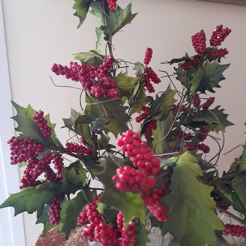 Mistletoe used, pack of 5 artificial for Christmas decoration