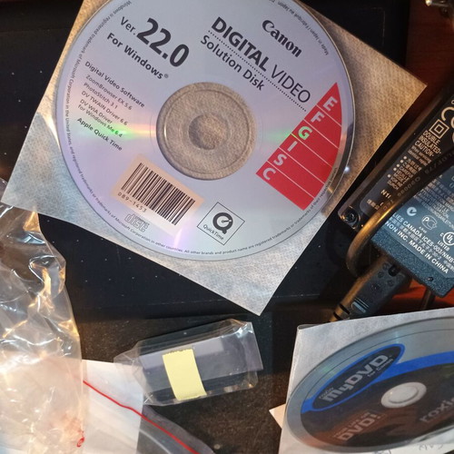 Canon DC22 digital video camera with DVD recording