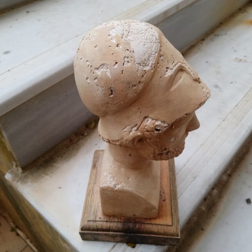Ceramic bust of Pericles used with wooden base