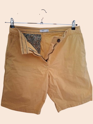 M&S Women's Chino Shorts used, camel color, size 16