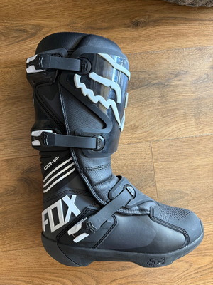 Fox Moto Enduro Equipment Set new, helmet, boots, protectors