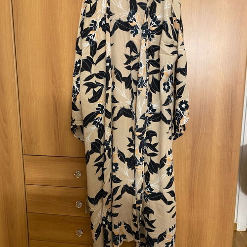 Achilleas Accessories long floral kimono new, beige and pink