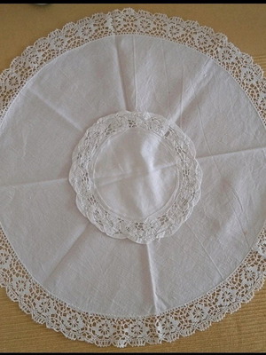 Traditional set of round doilies like new, linen and cotton