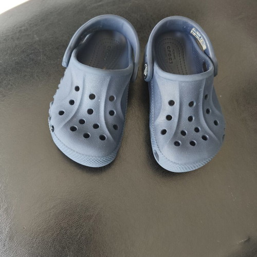 Παιδικά Crocs σαμπό μεταχειρισμένα, μπλε ναυτικό Νο. 8