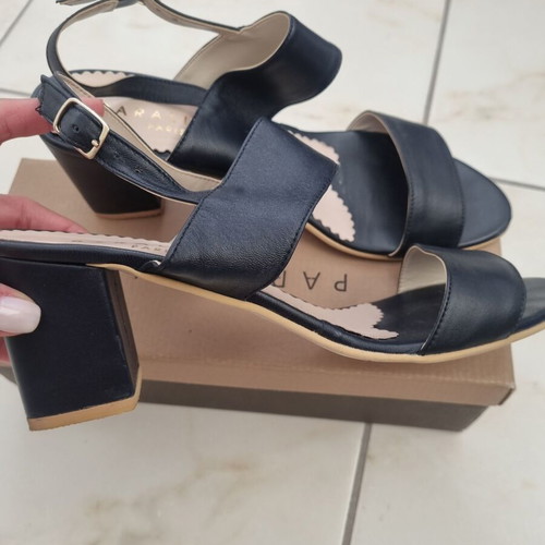 Parallele Paris leather sandals like new, size 41, blue