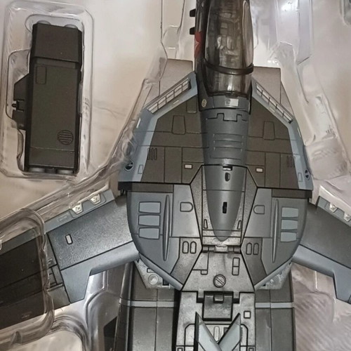 Yamato Macross VF-1J Stealth Type Perfect Transform 1/48 like new