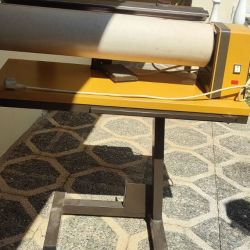 Sheet Ironing Machine like new, model 1985