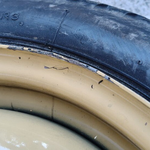 Tire saver T115/70D14 88M used, steel rim beige/yellow