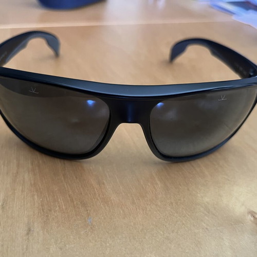Vuarnet VL1402 0001 Cat3 sunglasses like new, black