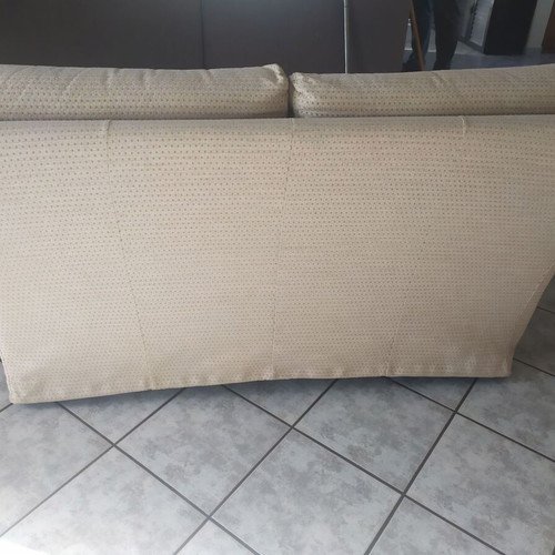 Two-seater sofa used, dimensions 155cmx60cm