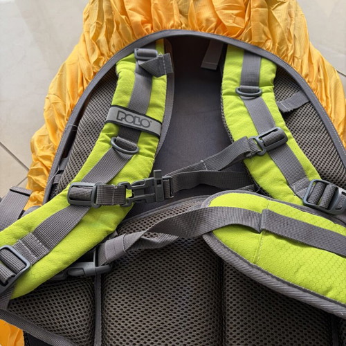 Polo Voyager 45+ climbing backpack like new with waterproof cover