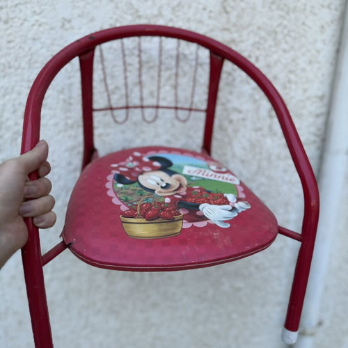 Minnie Mouse children's chair used, red metal frame