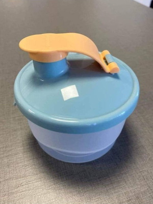 Children's container with compartments and lid, new