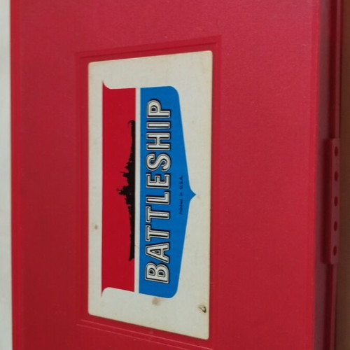Battleship vintage 1967 board game used, red in good condition