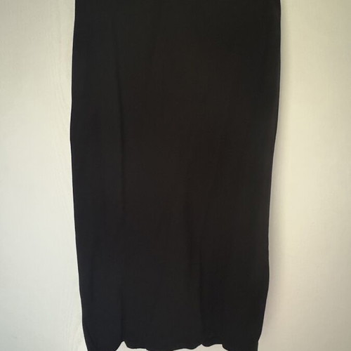 Black midi skirt size L, like new, elastic waist