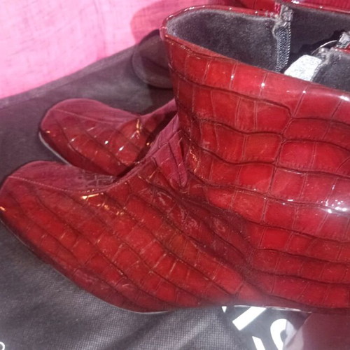 Bozikis women's ankle boots like new, burgundy patent leather, size 41