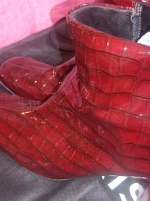 Bozikis women's ankle boots like new, burgundy patent leather, size 41
