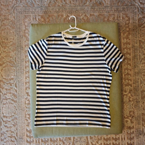 H&M T-Shirt XL white with navy stripes like new, organic cotton blend