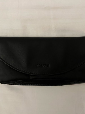 Marvel pipe tobacco pouch like new, black leather