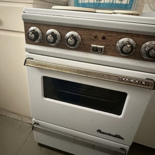 Vintage electric stove