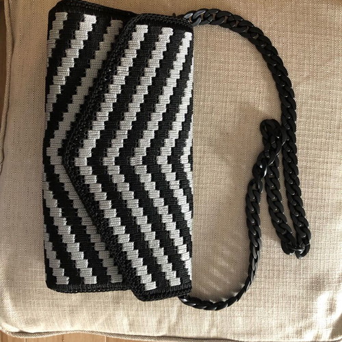 Handmade woven shoulder bag new, black and silver with plastic chain