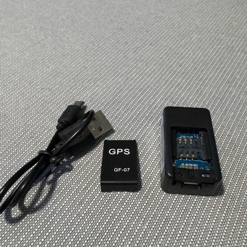 Gps tracker rechargeable for vehicles new unused