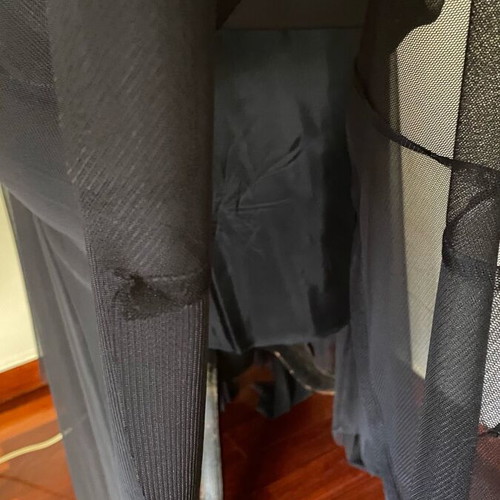 Tulle skirt large tailor-made like new, black with tongues and lining