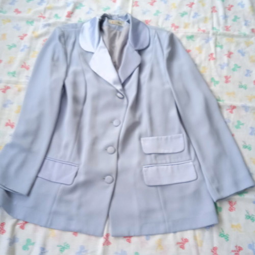 Gray-Blue suit like new with satin lapel collar and flap pockets